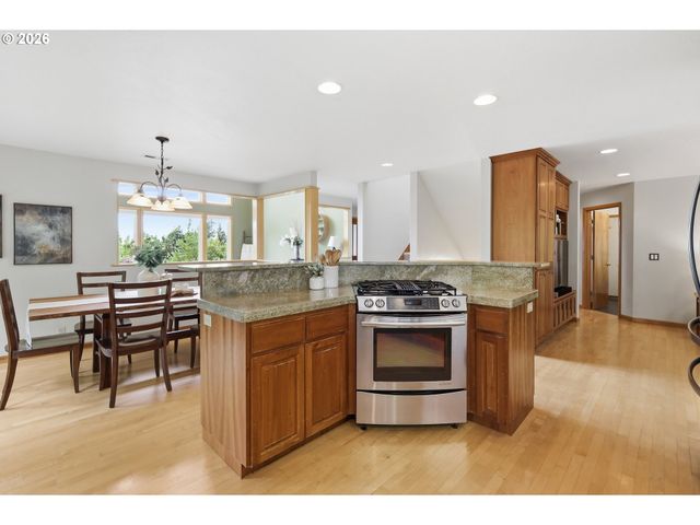 3854 MONROE St, Eugene, OR 97405