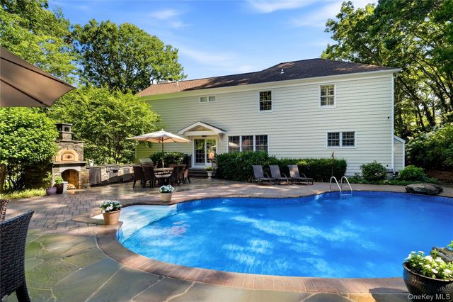 406 Brook Road, Port Jefferson, NY 11777