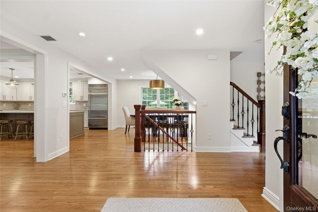 406 Brook Road, Port Jefferson, NY 11777