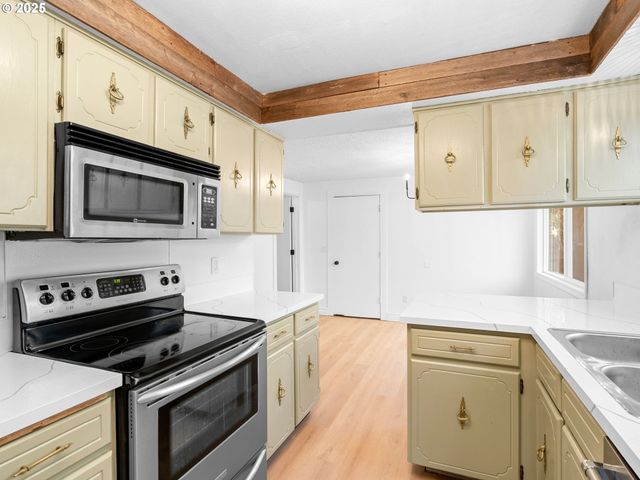 3701 Ne 35TH St, Vancouver, WA 98661