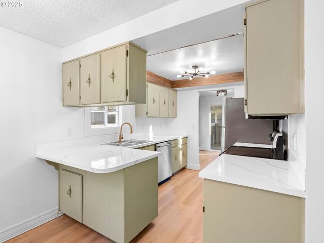 3701 Ne 35TH St, Vancouver, WA 98661