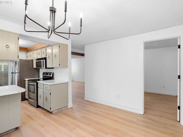 3701 Ne 35TH St, Vancouver, WA 98661