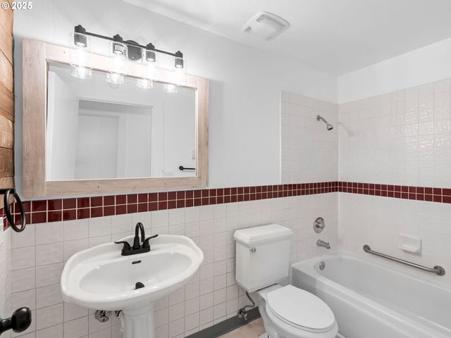 3701 Ne 35TH St, Vancouver, WA 98661