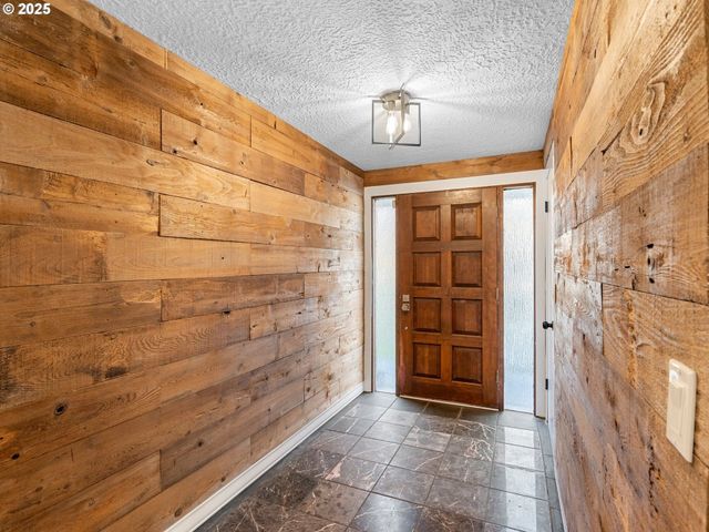 3701 Ne 35TH St, Vancouver, WA 98661