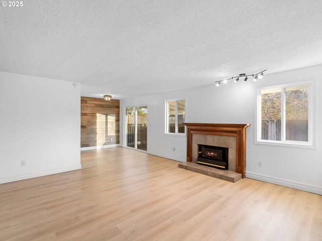 3701 Ne 35TH St, Vancouver, WA 98661