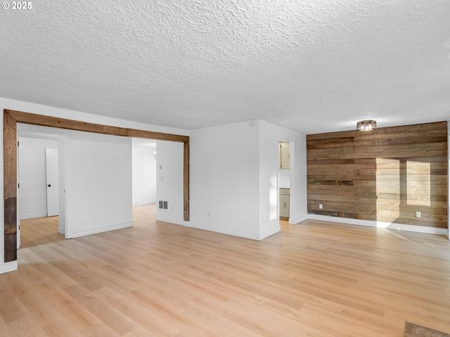 3701 Ne 35TH St, Vancouver, WA 98661