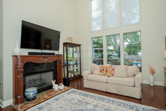 38168 Springwood Ave, Prairieville, LA 70769