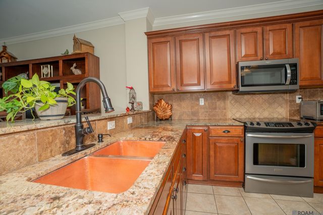 38168 Springwood Ave, Prairieville, LA 70769
