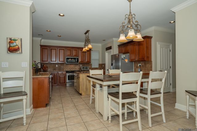 38168 Springwood Ave, Prairieville, LA 70769