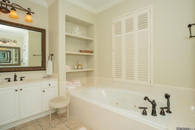 38168 Springwood Ave, Prairieville, LA 70769