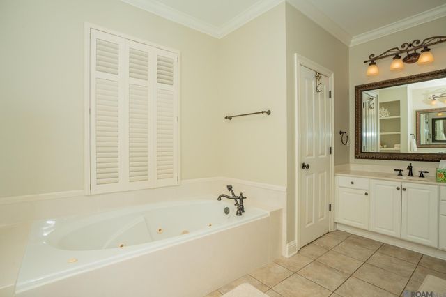 38168 Springwood Ave, Prairieville, LA 70769