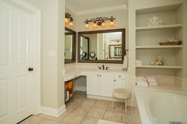 38168 Springwood Ave, Prairieville, LA 70769