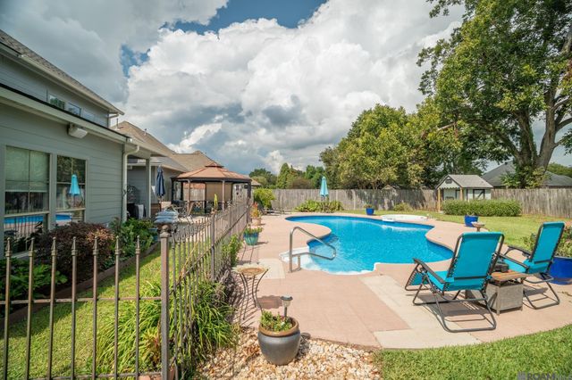 38168 Springwood Ave, Prairieville, LA 70769