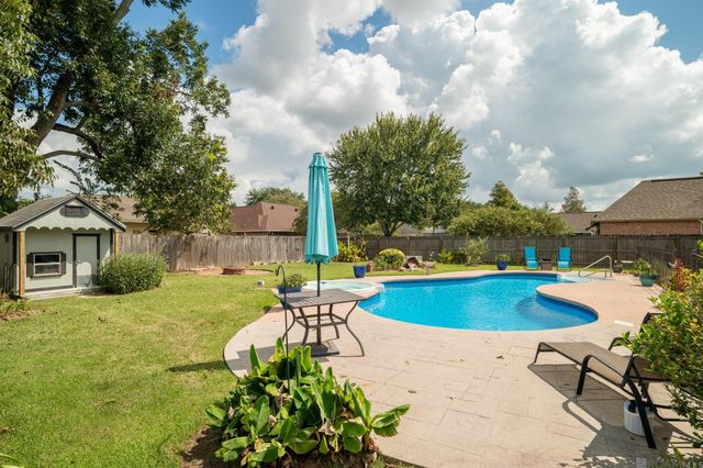 38168 Springwood Ave, Prairieville, LA 70769