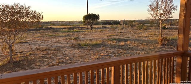 1361 County Road 773, Devine, TX 78016