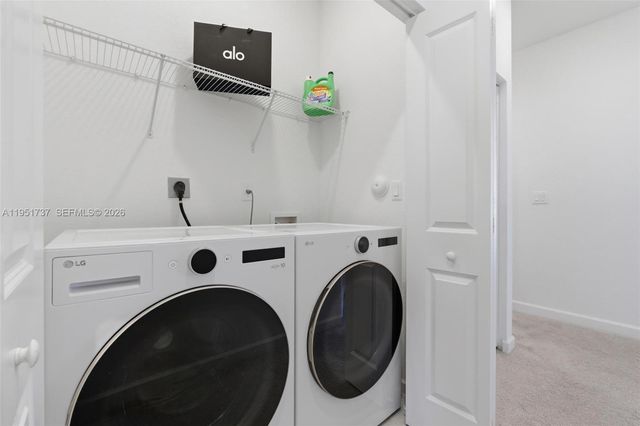 12536 NW 23rd Pl, Miami, FL 33167