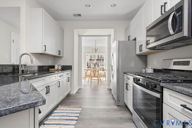 6376 Eagles Crest Ln, Chesterfield, VA 23832