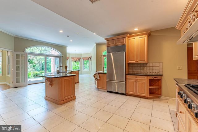 441 HIDDEN LAKE DR, East Stroudsburg, PA 18302