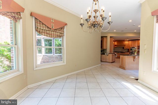 441 HIDDEN LAKE DR, East Stroudsburg, PA 18302