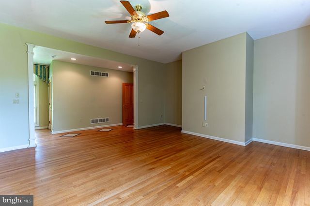441 HIDDEN LAKE DR, East Stroudsburg, PA 18302