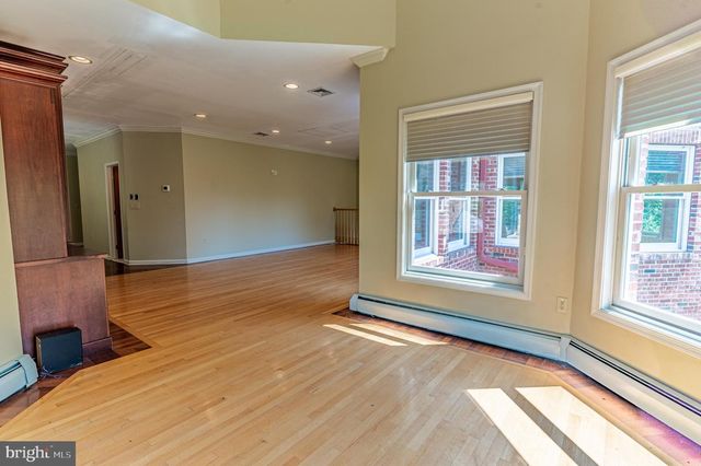 441 HIDDEN LAKE DR, East Stroudsburg, PA 18302