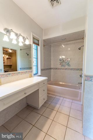 441 HIDDEN LAKE DR, East Stroudsburg, PA 18302