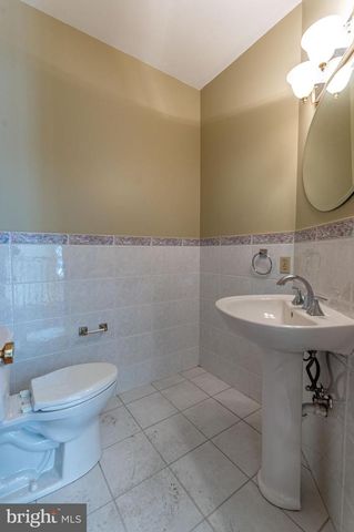 441 HIDDEN LAKE DR, East Stroudsburg, PA 18302