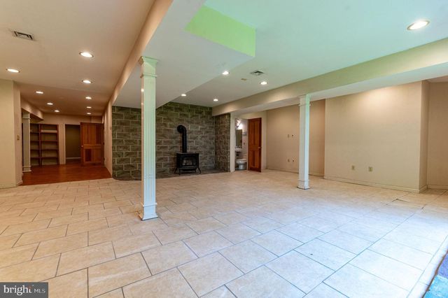 441 HIDDEN LAKE DR, East Stroudsburg, PA 18302