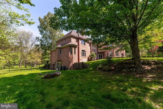 441 HIDDEN LAKE DR, East Stroudsburg, PA 18302