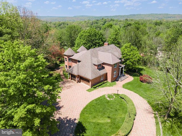 441 HIDDEN LAKE DR, East Stroudsburg, PA 18302