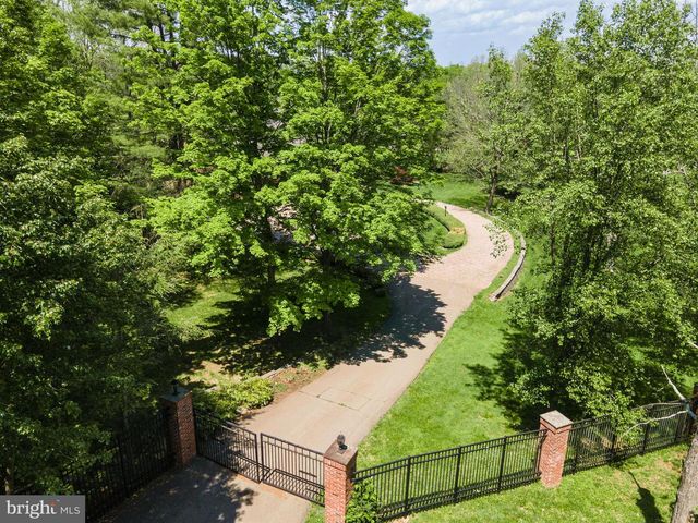 441 HIDDEN LAKE DR, East Stroudsburg, PA 18302
