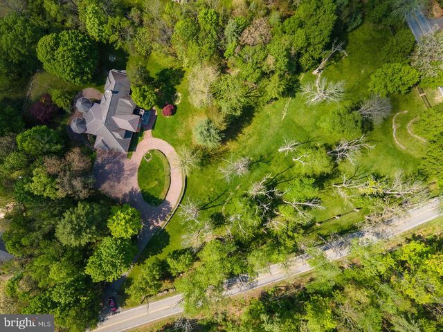 441 HIDDEN LAKE DR, East Stroudsburg, PA 18302