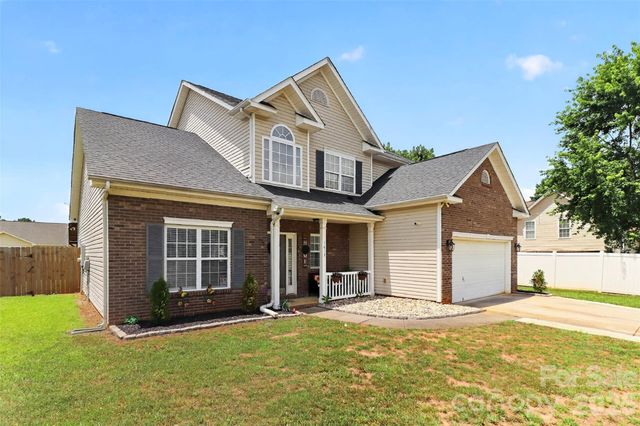 7613 Deluca Drive, Charlotte, NC 28215