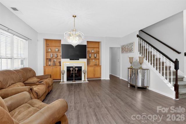 7613 Deluca Drive, Charlotte, NC 28215