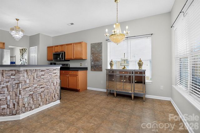 7613 Deluca Drive, Charlotte, NC 28215