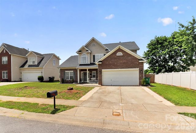 7613 Deluca Drive, Charlotte, NC 28215