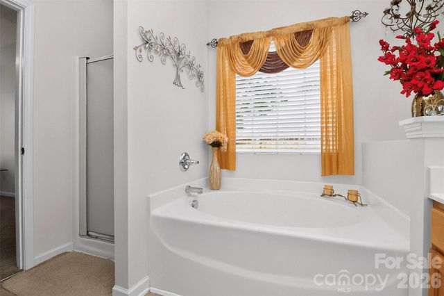 7613 Deluca Drive, Charlotte, NC 28215