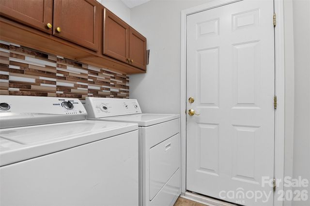 7613 Deluca Drive, Charlotte, NC 28215