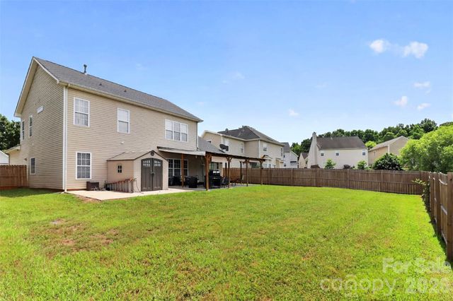 7613 Deluca Drive, Charlotte, NC 28215