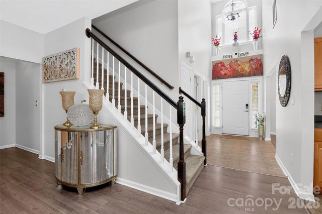 7613 Deluca Drive, Charlotte, NC 28215