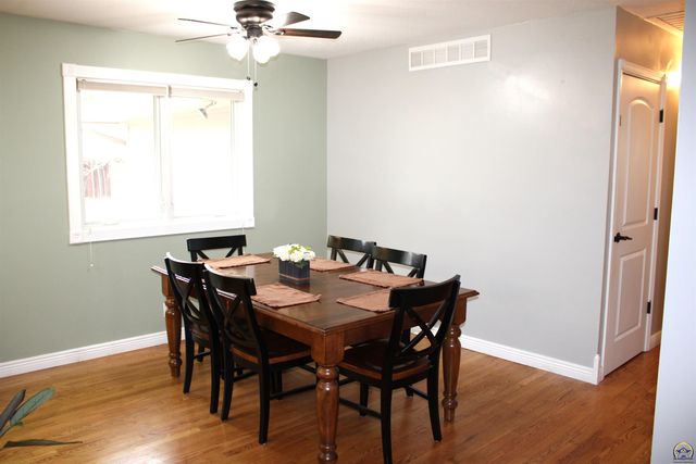 1610 SW Withdean RD, Topeka, KS 66611