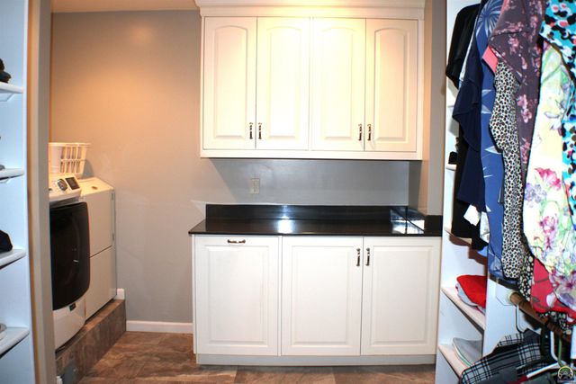 1610 SW Withdean RD, Topeka, KS 66611