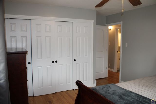 1610 SW Withdean RD, Topeka, KS 66611