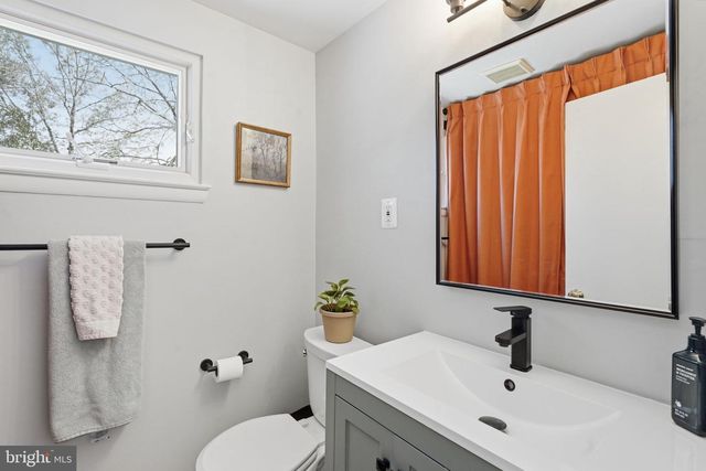 629 PROSPECT PL, Alexandria, VA 22304
