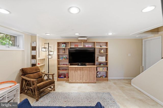 629 PROSPECT PL, Alexandria, VA 22304