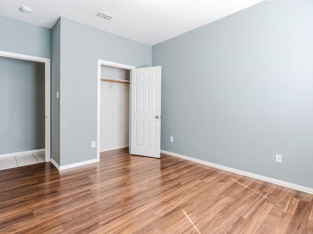 1524 Ballesteros Court, Arlington, TX 76014