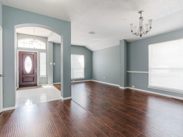 1524 Ballesteros Court, Arlington, TX 76014