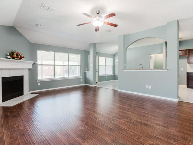 1524 Ballesteros Court, Arlington, TX 76014