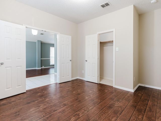 1524 Ballesteros Court, Arlington, TX 76014