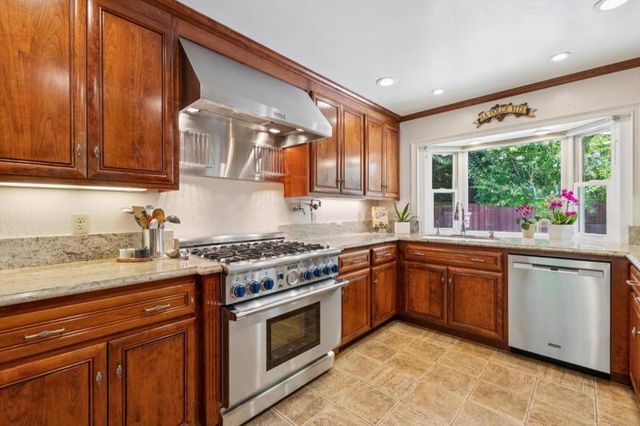 1650 Cordilleras Road, Redwood City, CA 94062